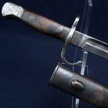 British 1907 Pattern Bayonet with Early Hooked Quillon, Dated 1909 by Sanderson 01